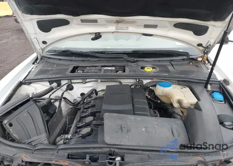 2009 Audi A4 2.0T Special Edition z USA, uszkodzony, nr VIN WAUDF48H29K011114